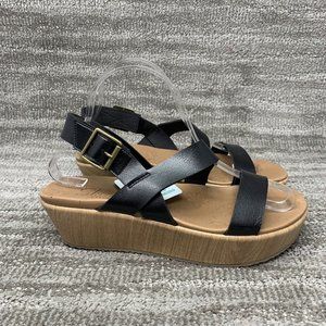 Skechers Women's  Becka Fun Mixer Strappy Flatform Sandal size 8 New With Tags